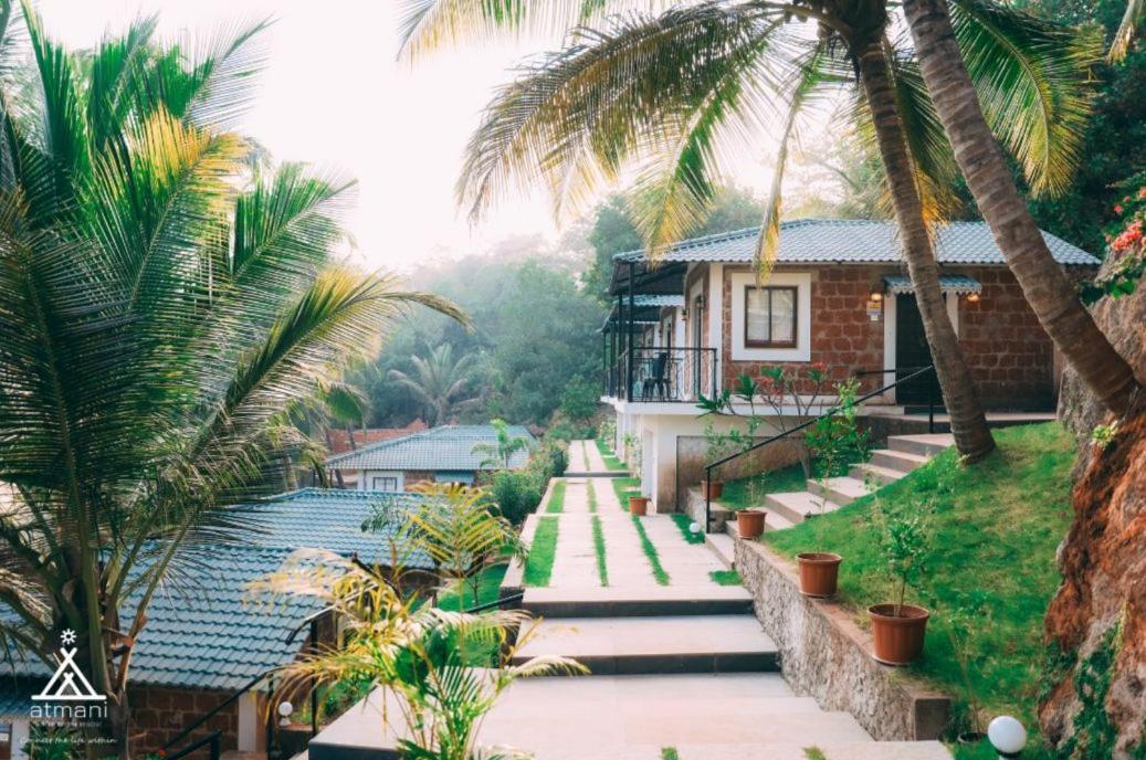 Atmani Waterfront Resort Cola エクステリア 写真